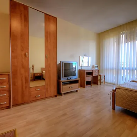 Gt Privilege אלניטה